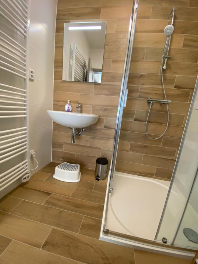 Apartment Enzian Loučná pod Klínovcem Dış mekan fotoğraf